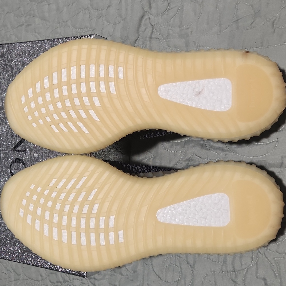 ADIDAS YEEZI BOOTS 350 CARBON Men's 12 1/2. - Picture 4 of 15